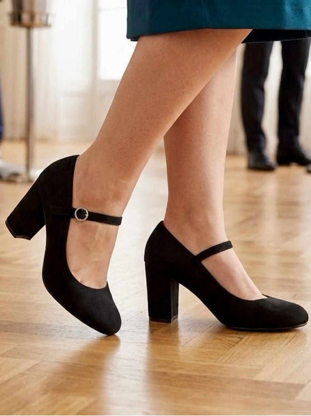 Torrid Womens 9WW Black Faux Suede Mary Jane Block Heels Pumps Shoes Minimalist